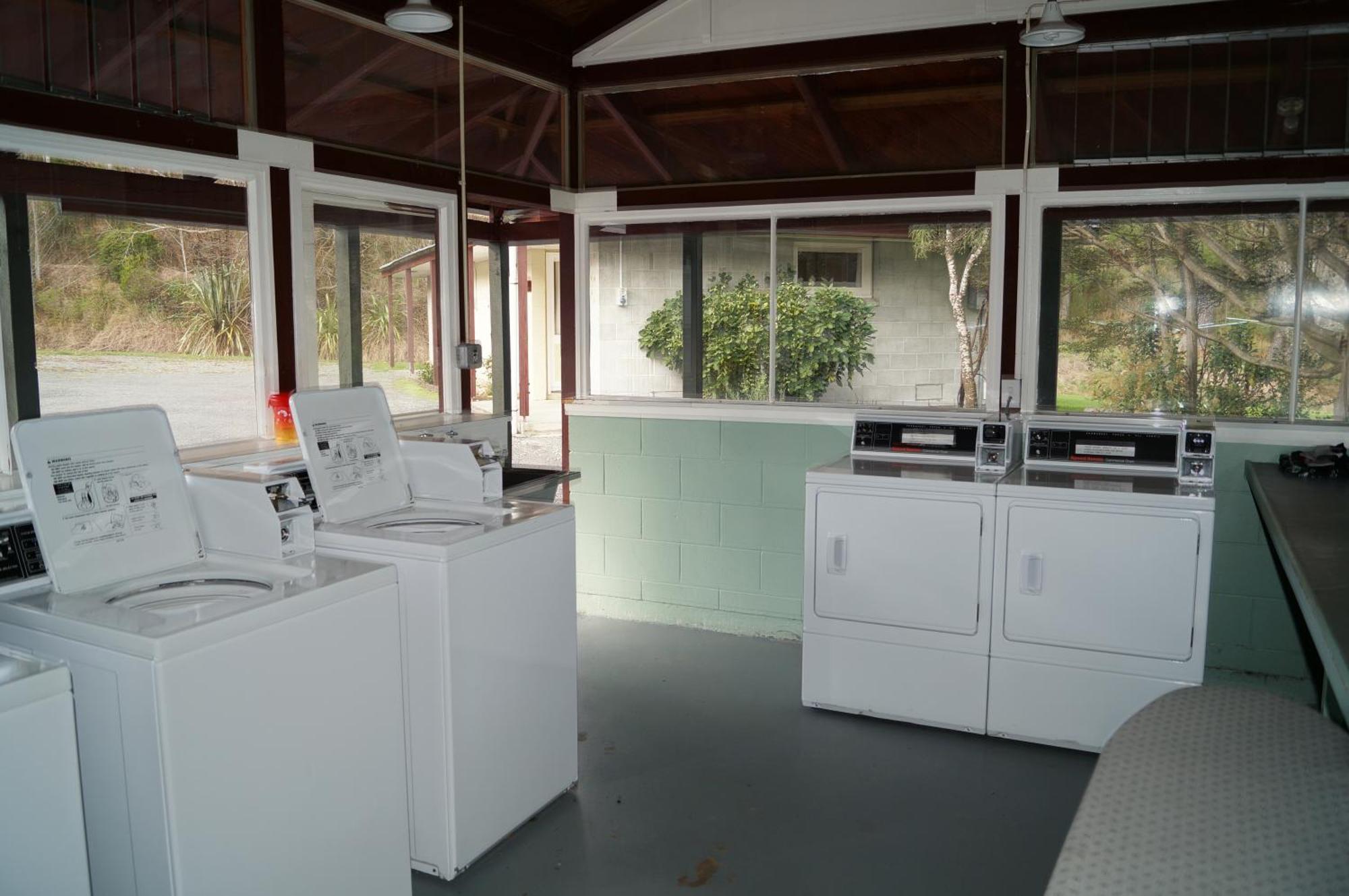 Alpine Adventure Holiday Park Hanmer Springs Buitenkant foto